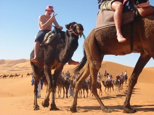 Palmeras Y Dunas Luxery Camp Hotel Merzouga Exterior photo